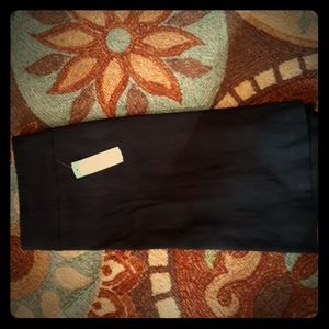 Margaret M Christina Skirt. Black -2X.